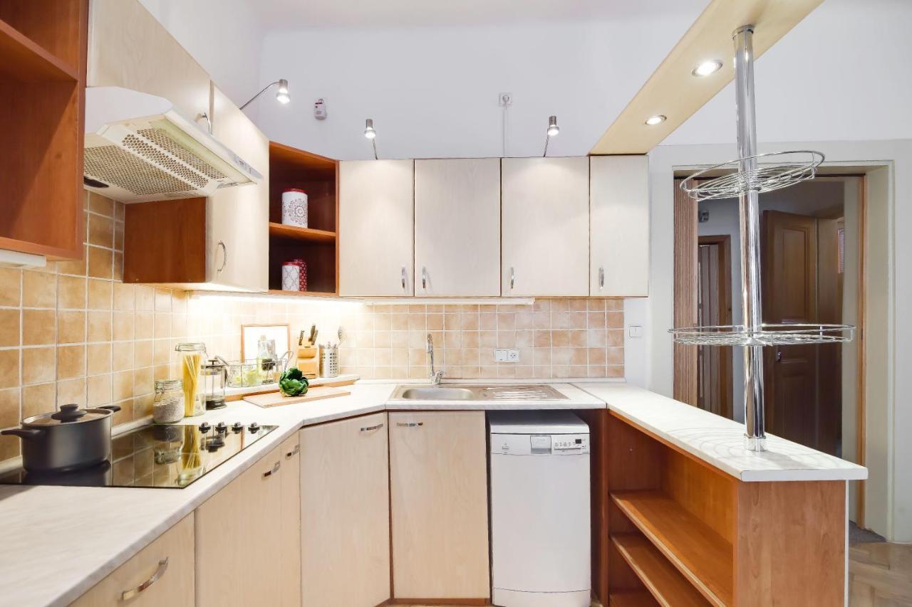Curiosity Apartments Prague Luaran gambar