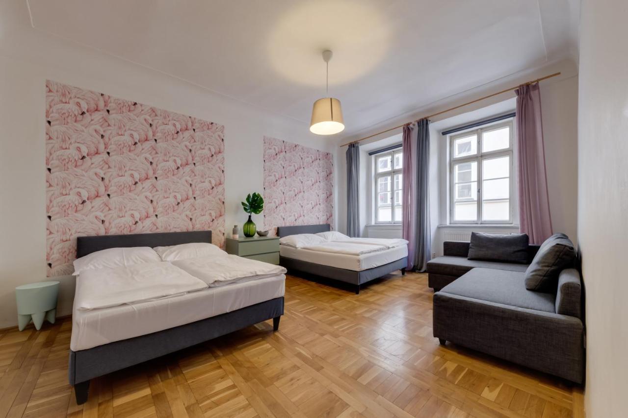 Curiosity Apartments Prague Luaran gambar