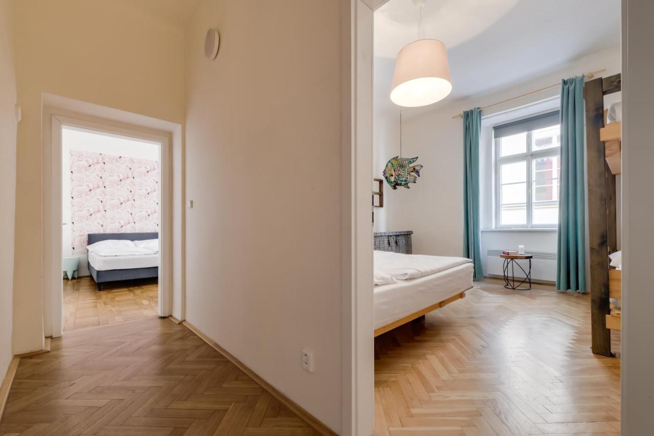 Curiosity Apartments Prague Luaran gambar