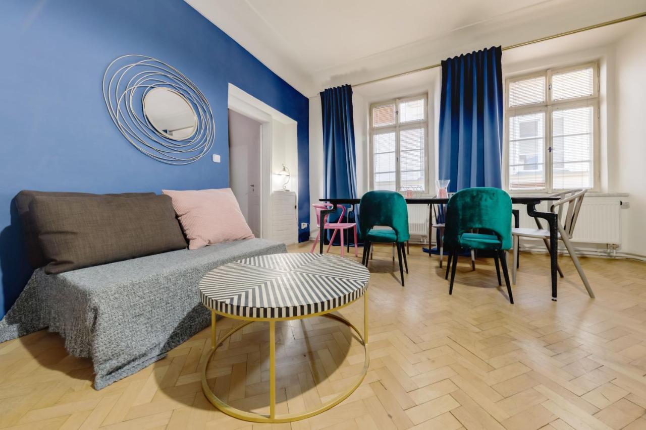 Curiosity Apartments Prague Luaran gambar