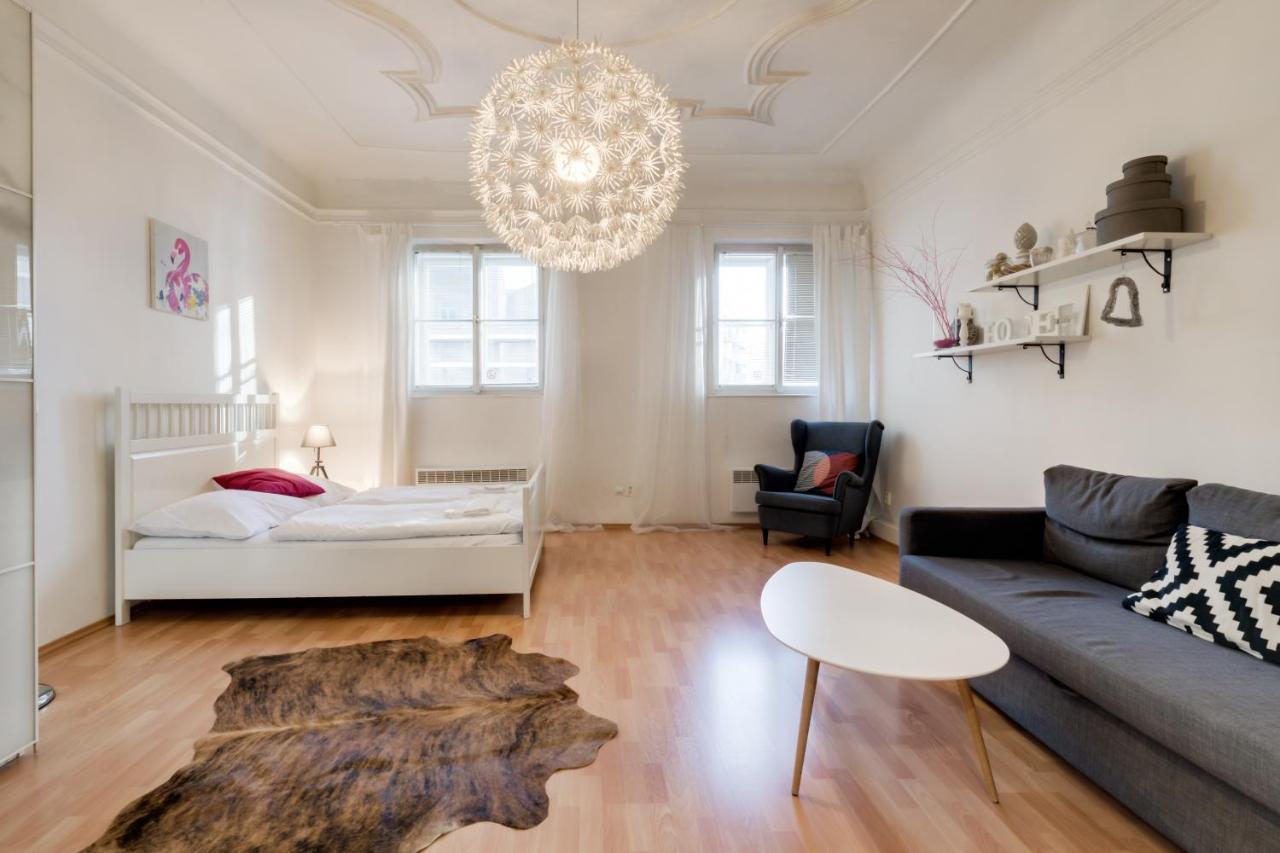 Curiosity Apartments Prague Luaran gambar