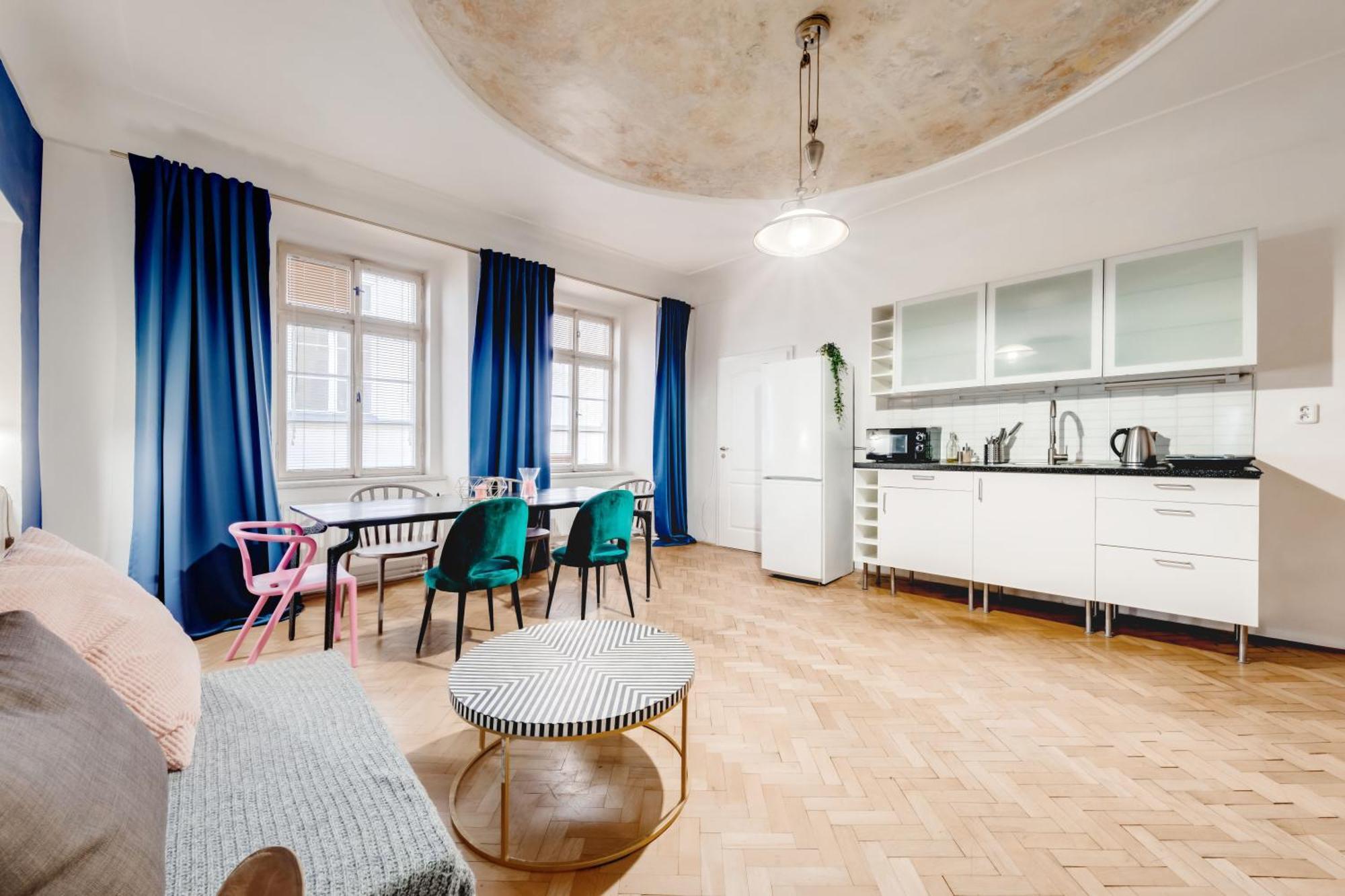 Curiosity Apartments Prague Luaran gambar